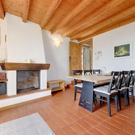 Holiday home Haus Mit Tollem See -und Bergblick